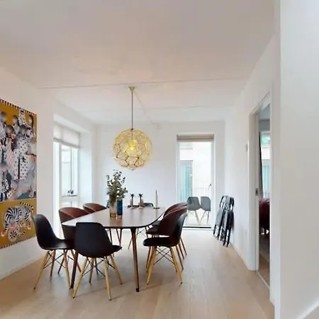 Luxury Executive Harbour Penthouse * København