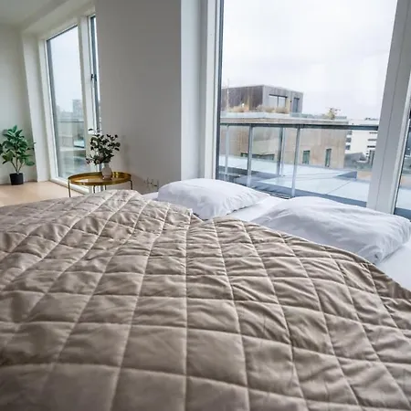 Luxury Executive Harbour Penthouse *