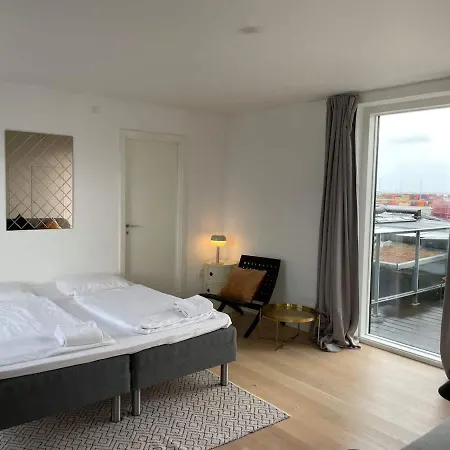 Luxury Executive Harbour Penthouse *